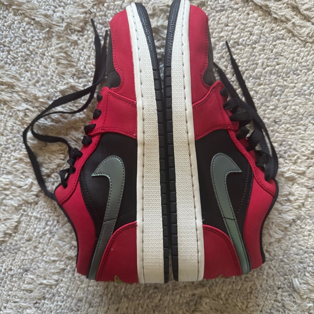 Air Jordan 1 Low ‘Gym Red Green Pulse’ Sneakers 553558-036 Size 9